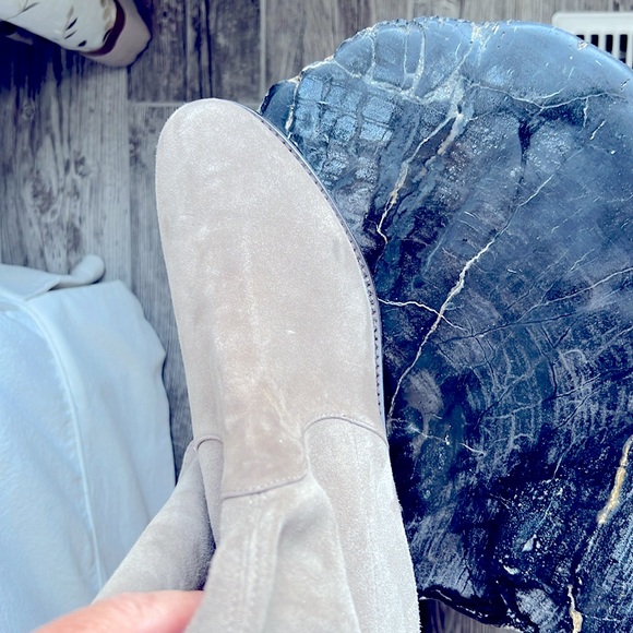 Stuart Weitzman over the knee suede boots. Never worn. Beautiful grey/taupe. - Picture 8 of 8